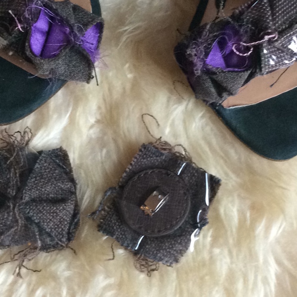 Sandals - Picture 7 of 7